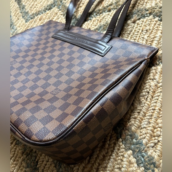 Louis Vuitton parioli pm Damier
Ebene Handbag - Picture 4 of 8